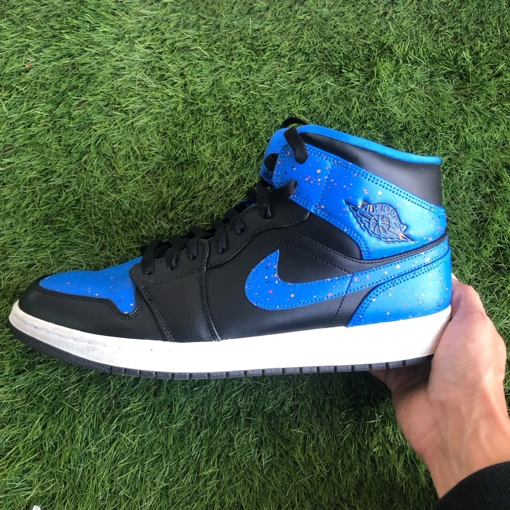 Jordan 1 Mid‎ Royal Paint Splatter Men’s Size: 12 Very clean.